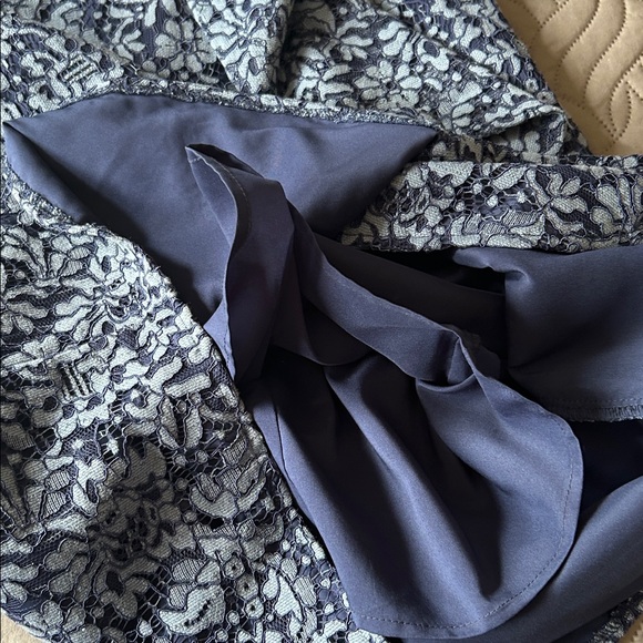EUC - 💙 Vince Camuto Navy Lace Detail Dress - Picture 7 of 10